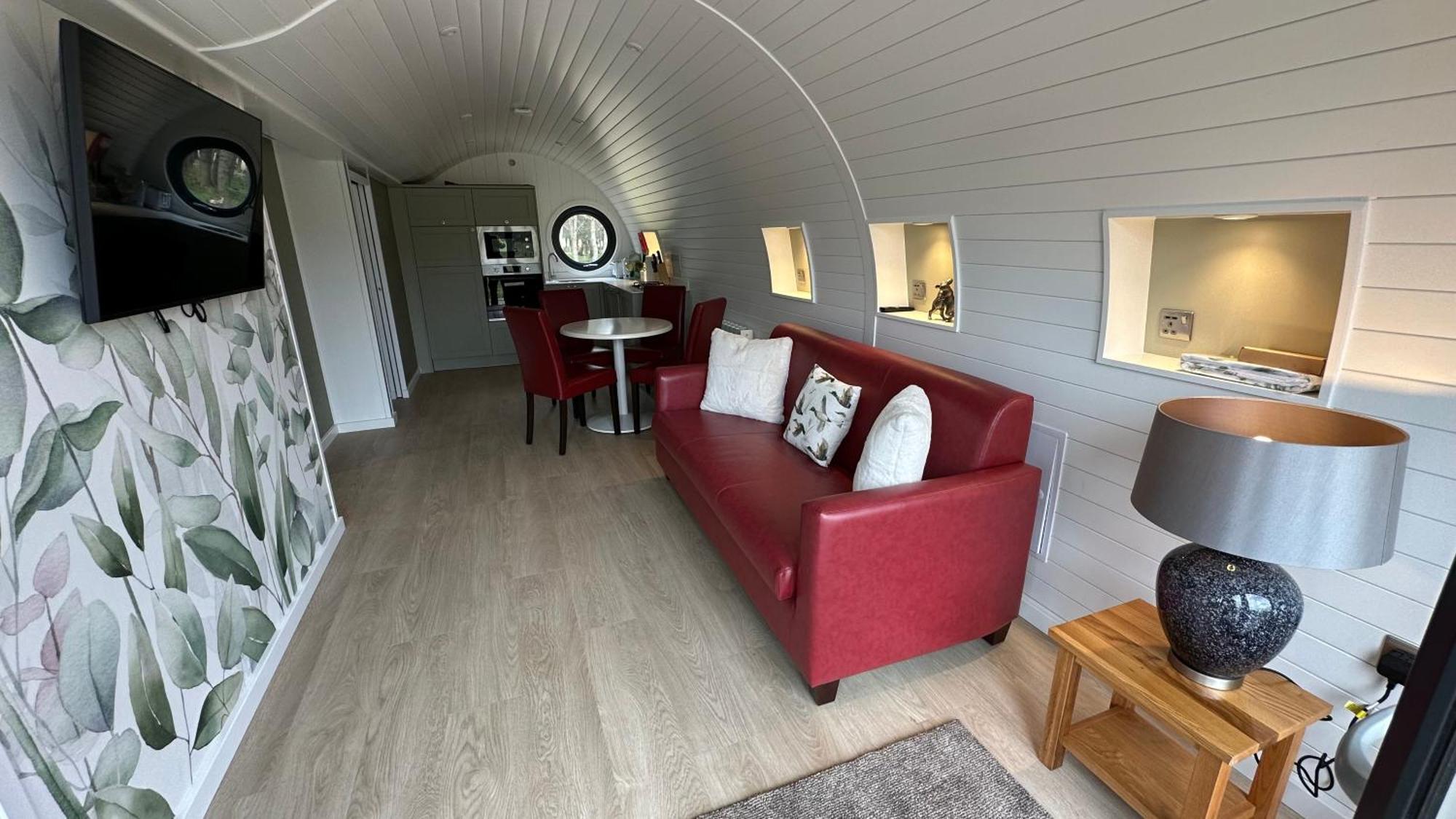 Juniper Lodges Inverness Bagian luar foto