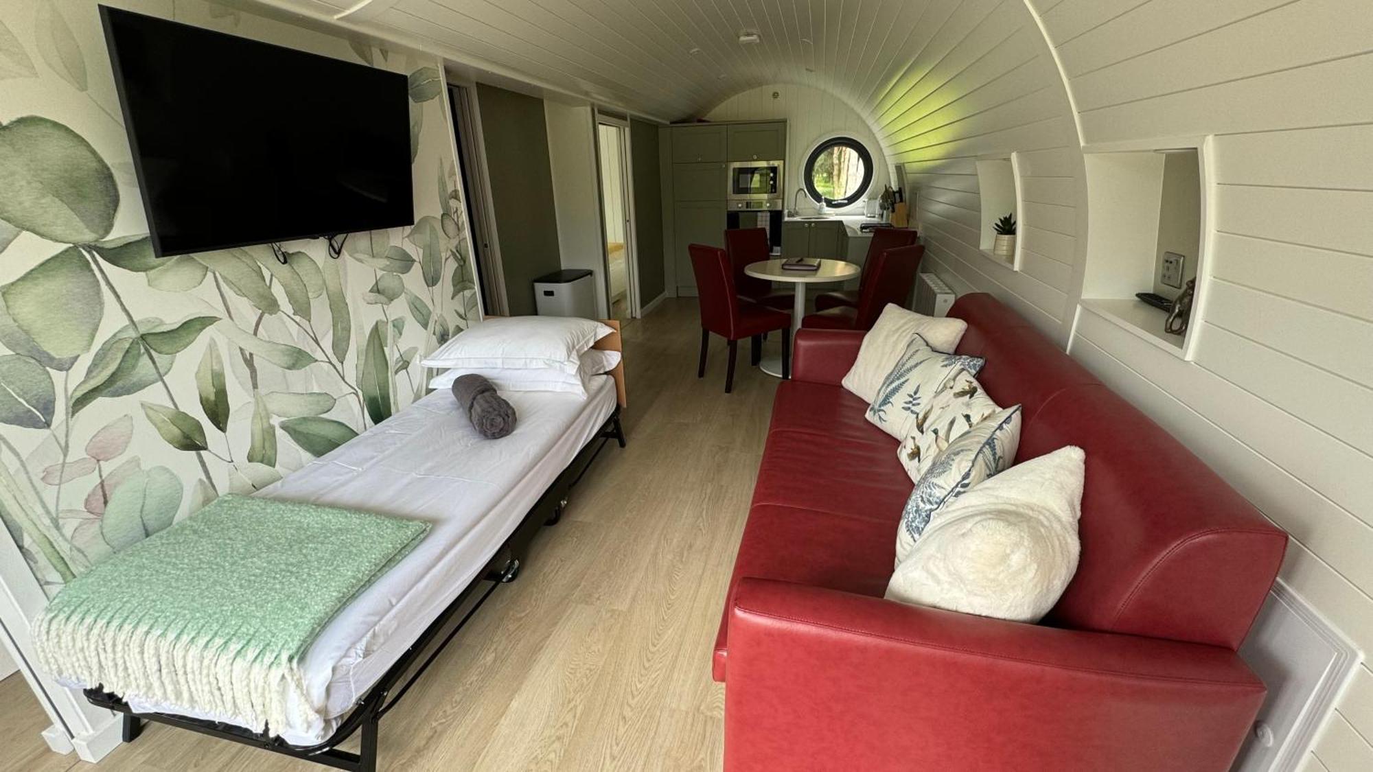 Juniper Lodges Inverness Bagian luar foto