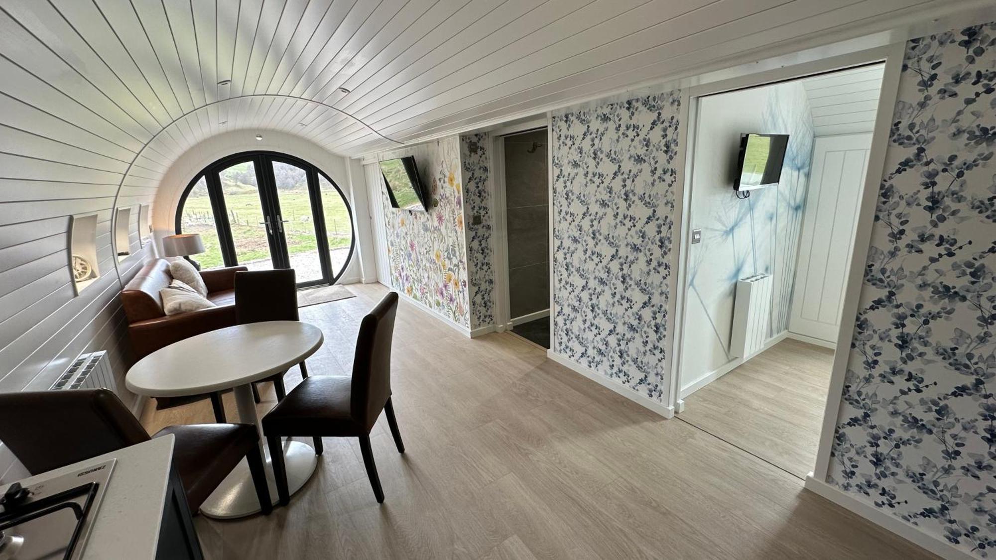 Juniper Lodges Inverness Bagian luar foto